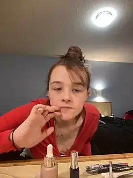 Itzz lolareign online show from October 9, 2025, 1:50 am