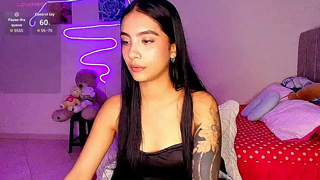 mia yireth online show from April 22, 2026, 1:45 am