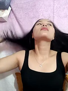 Lili lovely online show from October 26, 2025, 1:17 am