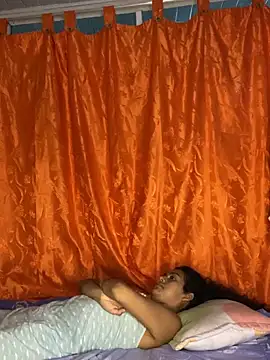 Nezuko-uWux online show from October 22, 2025, 6:46 am