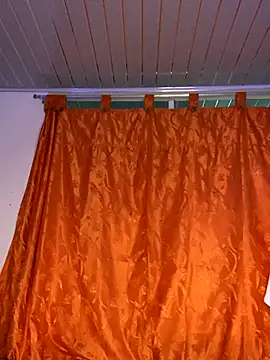 Nezuko-uWux online show from November 14, 2025, 6:06 am