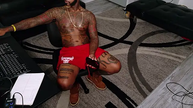 Snapshot of SLANGONDEMHOES chatting on October 6, 2025, 4:41 pm SLANGONDEMHOES online show from October 6, 2025, 4:41 pm