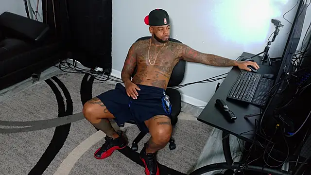 Snapshot of SLANGONDEMHOES chatting on November 14, 2025, 7:17 pm SLANGONDEMHOES online show from November 14, 2025, 7:17 pm