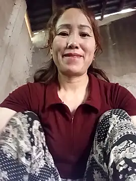 Fienjr online show from October 4, 2025, 3:30 am