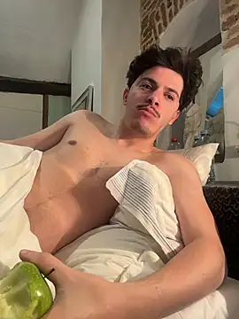 dock 75 online show from November 6, 2025, 8:29 am