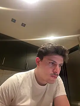 dock 75 online show from October 18, 2025, 2:19 pm