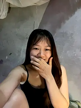 Hinne07 online show from December 3, 2025, 1:06 am