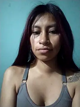 Snapshot of Pocahontas_tw chatting on October 16, 2025, 9:45 pm Pocahontas tw online show from October 16, 2025, 9:45 pm