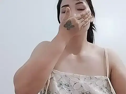 Siglemom sexy online show from April 18, 2026, 12:40 pm