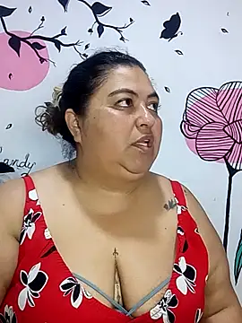 Snapshot of curvy_diva_ chatting on October 12, 2025, 11:22 am curvy diva online show from October 12, 2025, 11:22 am