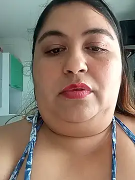 curvy diva  online show from September 29, 2025, 2:01 pm