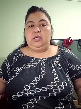 Snapshot of curvy_diva_ chatting on November 18, 2025, 11:35 am curvy diva online show from November 18, 2025, 11:35 am