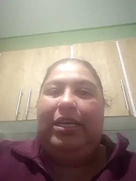 curvy diva  online show from October 1, 2025, 2:17 am