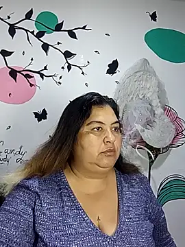 Snapshot of curvy_diva_ chatting on November 6, 2025, 9:46 am curvy diva online show from November 6, 2025, 9:46 am