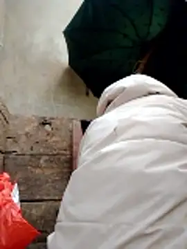 Snapshot of Georgia_here chatting on January 13, 2026, 12:47 am Georgia here online show from January 13, 2026, 12:47 am