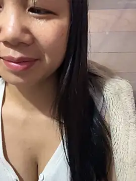 Snapshot of Binjt chatting on February 10, 2026, 8:57 am Binjt online show from February 10, 2026, 8:57 am