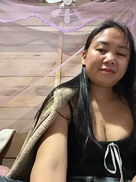 Snapshot of Binjt chatting on February 13, 2026, 2:17 pm Binjt online show from February 13, 2026, 2:17 pm