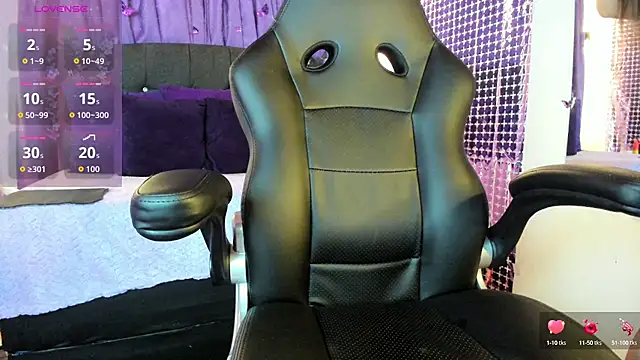 Moon Play online show from September 14, 2025, 2:17 pm