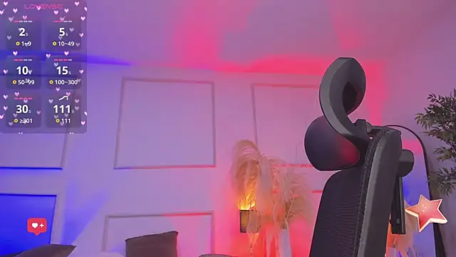 Snapshot of Emilywillis8 chatting on November 24, 2025, 1:11 pm Emilywillis8 online show from November 24, 2025, 1:11 pm