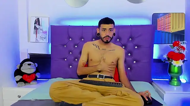 rolo martinez online show from September 19, 2025, 8:13 pm