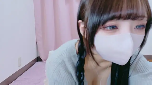 Mashiro-chan online show from December 1, 2025, 9:43 am