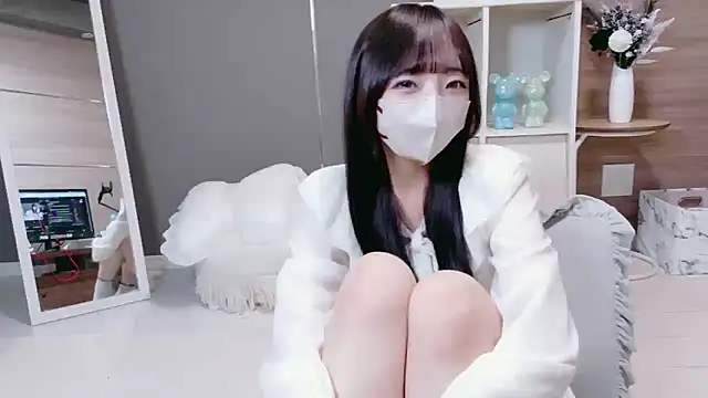 Mashiro-chan online show from October 12, 2025, 7:54 am