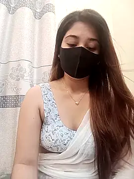 midnightmuse-03 online show from October 26, 2025, 7:14 pm