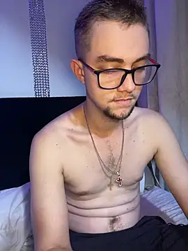 VeronicaSaenzx online show from April 10, 2026, 12:50 am