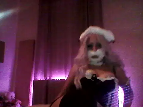 NadaNadia online show from September 11, 2025, 6:08 pm