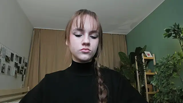 Jamie Chung online show from December 5, 2025, 1:05 am