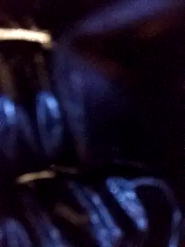 Snapshot of Elettra90 chatting on December 21, 2025, 8:20 pm Elettra90 online show from December 21, 2025, 8:20 pm