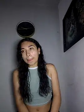 AmberGold- online show from November 6, 2025, 8:29 am