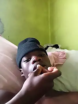 phumlanisanka online show from October 12, 2025, 12:39 pm