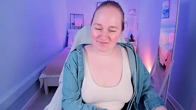 Kitty Rest  online show from May 10, 2026, 8:18 am