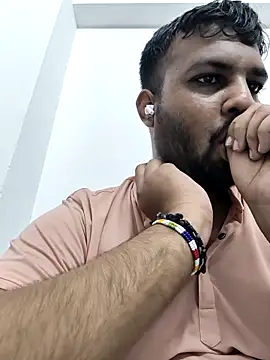 Snapshot of vinay_smalldick chatting on April 22, 2026, 1:29 pm vinay smalldick online show from April 22, 2026, 1:29 pm