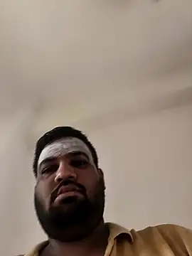 Snapshot of vinay_smalldick chatting on May 24, 2026, 2:00 am vinay smalldick online show from May 24, 2026, 2:00 am