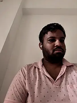 vinay smalldick online show from June 18, 2026, 2:21 am