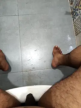 Snapshot of vinay_smalldick chatting on May 18, 2026, 3:28 am vinay smalldick online show from May 18, 2026, 3:28 am
