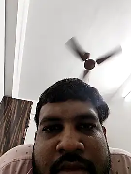 vinay smalldick online show from June 12, 2026, 3:54 pm