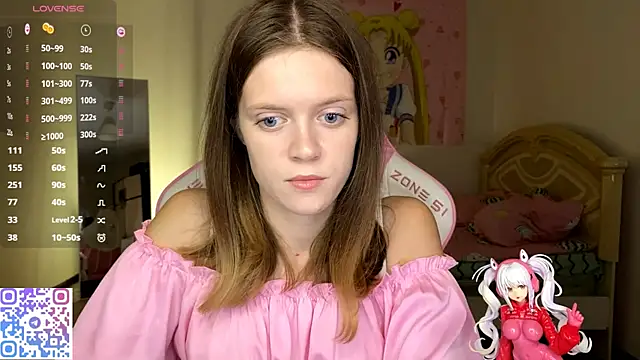 VibeQueenLucy online show from October 19, 2025, 2:20 pm