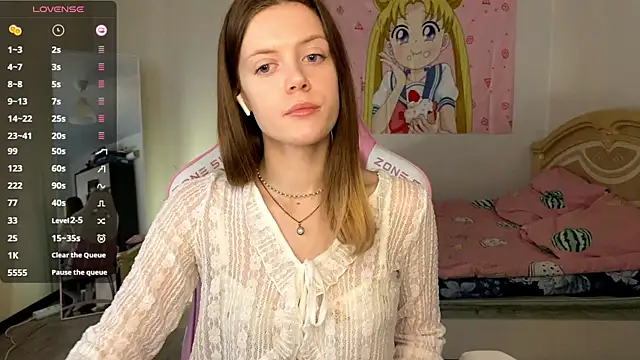 VibeQueenLucy online show from November 20, 2025, 11:00 am