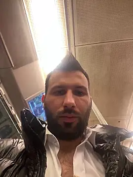 Snapshot of speddy34 chatting on October 20, 2025, 8:53 pm speddy34 online show from October 20, 2025, 8:53 pm