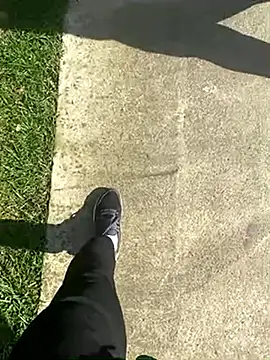 Snapshot of speddy34 chatting on October 29, 2025, 10:25 am speddy34 online show from October 29, 2025, 10:25 am