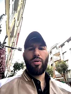 Snapshot of speddy34 chatting on October 28, 2025, 10:03 am speddy34 online show from October 28, 2025, 10:03 am