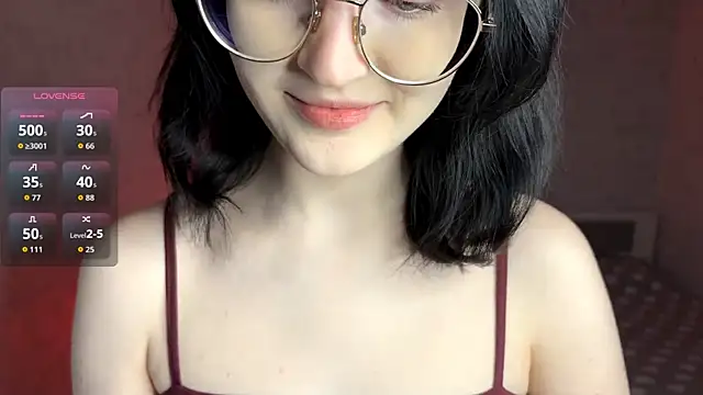 FakeLamb online show from April 14, 2026, 9:09 pm