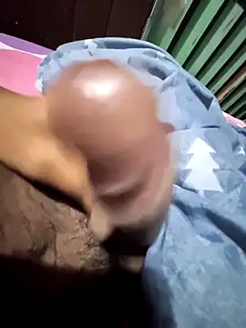 CVictorL10 online show from October 23, 2025, 5:06 am