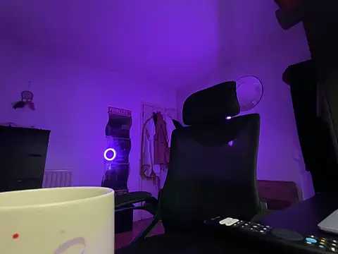 Snapshot of Prill940 chatting on February 5, 2026, 6:37 pm Prill940 online show from February 5, 2026, 6:37 pm