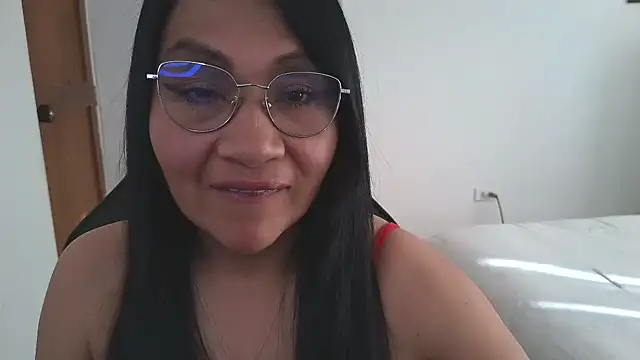 Snapshot of LissafeetHott chatting on October 21, 2025, 9:25 pm LissafeetHott online show from October 21, 2025, 9:25 pm