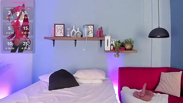 Cristalfoxy  online show from April 15, 2026, 7:58 pm