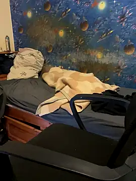 Snapshot of fronkie9384 chatting on November 27, 2025, 1:11 pm fronkie9384 online show from November 27, 2025, 1:11 pm